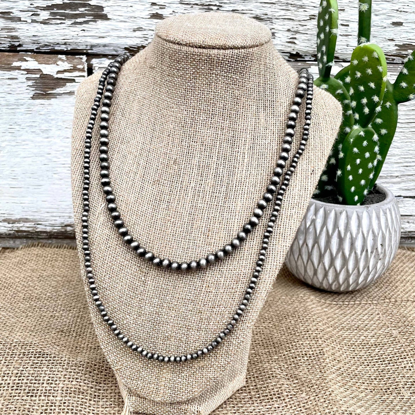 Navajo Pearl Necklace - Style 4