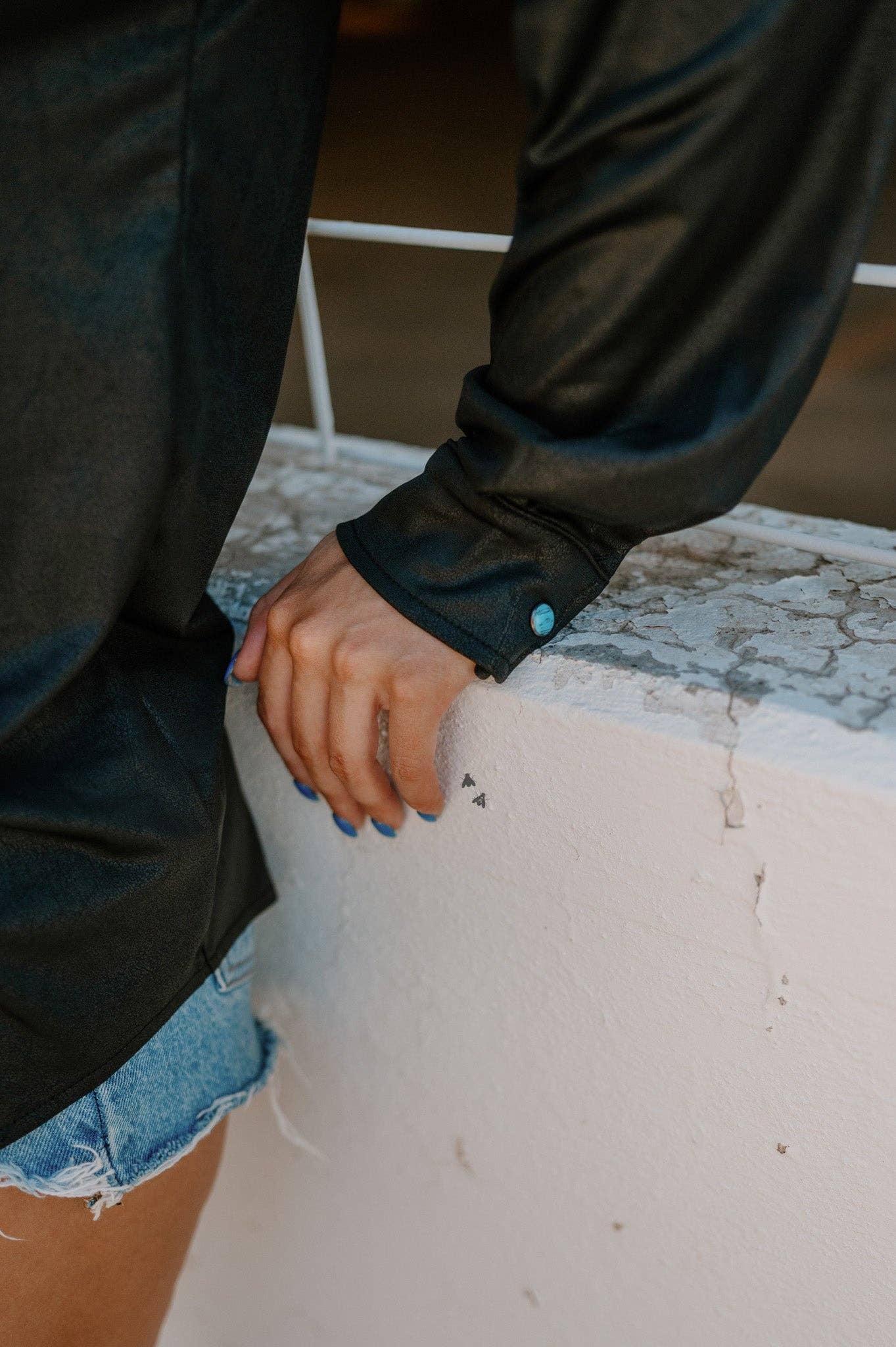LEATHER LUX * MIDNIGHT button up