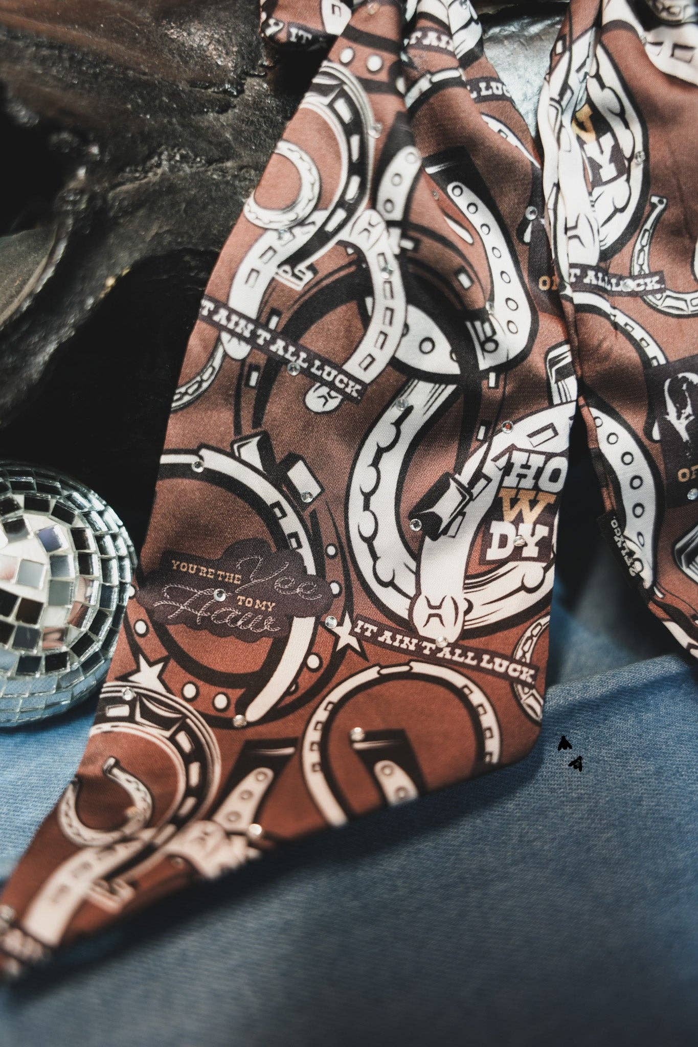 WESTERN PREP BOW *LUCKY